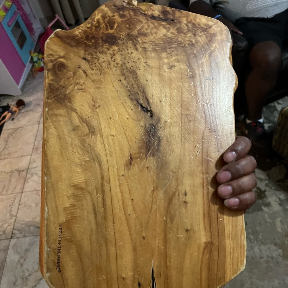 Wooden cutting board